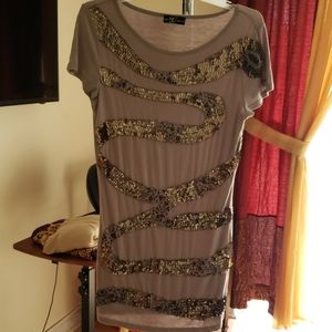 Short sleeve elegant  beaded T-shirt